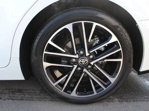 Certified 2025 Toyota Camry XLE FWD image 8