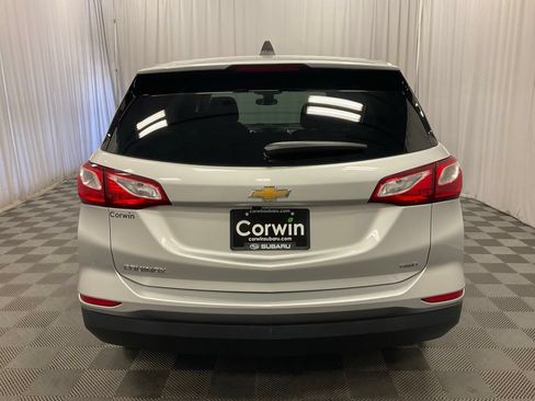 Used 2020 Chevrolet Equinox LS w/ LS Convenience Package AWD/4WD image 5