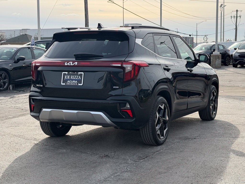 Used 2024 Kia Seltos EX AWD/4WD image 6
