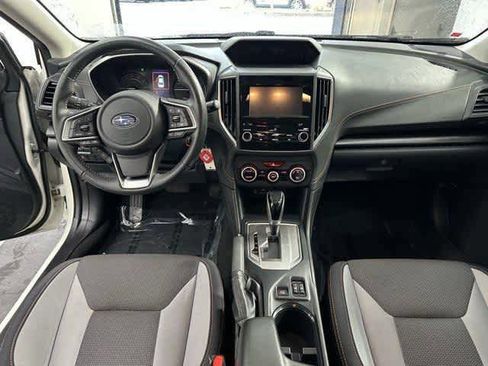 Used 2022 Subaru Crosstrek 2.0i Premium w/ Popular Package #2 image 11