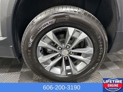Used 2026 Chevrolet Equinox LT FWD image 10