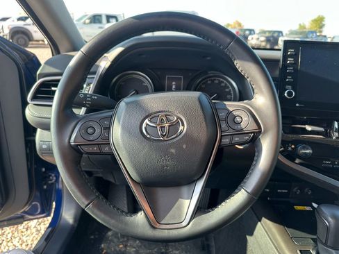 Used 2024 Toyota Camry SE image 37