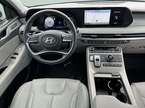 Used 2024 Hyundai Palisade SEL FWD image 19
