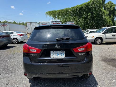 Used 2015 Mitsubishi Outlander Sport ES FWD image 12