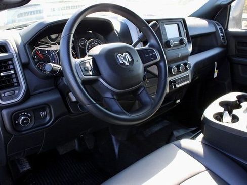 New 2024 RAM 5500 Tradesman w/ Chrome Appearance Group image 14