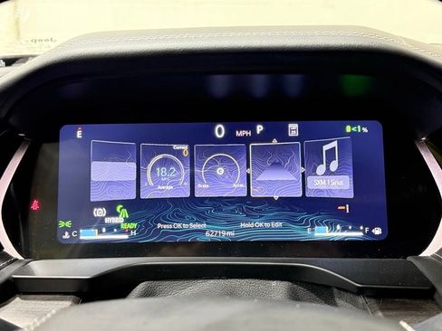 Used 2023 Jeep Grand Cherokee Overland w/ Advanced Protech Group III image 19