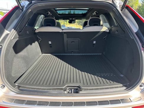 New 2026 Volvo XC60 B5 Plus w/ Protection Package Premier image 14