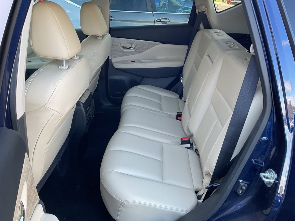 Used 2023 Nissan Murano SV w/ Cargo Package AWD/4WD image 19
