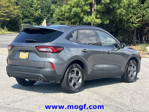 Certified 2025 Ford Escape ST-Line FWD image 3