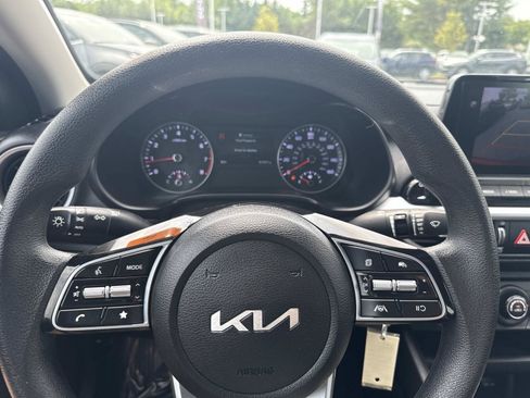 Used 2023 Kia Forte LXS w/ LXS Technology Package FWD image 26