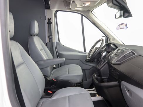 Used 2019 Ford Transit 250 148WB CARGO image 18