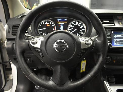 Used 2019 Nissan Sentra S image 22