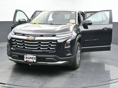 Used 2025 Chevrolet Equinox LT AWD/4WD image 51