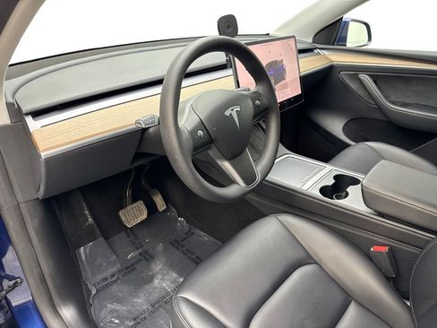 Used 2023 Tesla Model Y Long Range AWD/4WD image 49