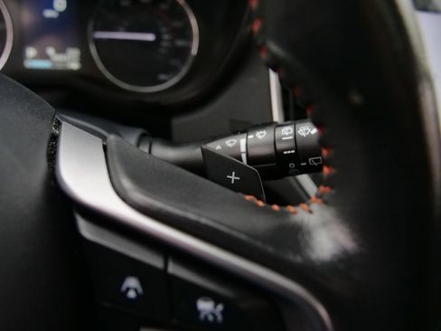 Used 2019 Subaru Crosstrek 2.0i Limited w/ Moonroof Package w/Navigation image 19