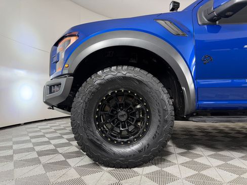 Used 2018 Ford F150 Raptor w/ Equipment Group 802A Luxury AWD/4WD image 28