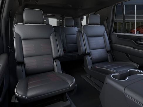 New 2026 GMC Yukon AT4 Ultimate w/ LPO, Illumination Package AWD/4WD image 17