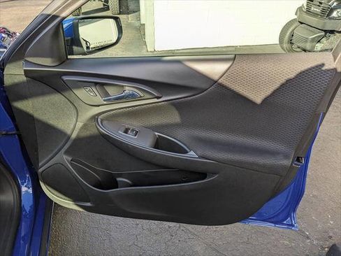 Used 2023 Chevrolet Malibu LT image 19