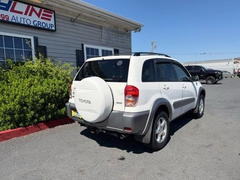 Used 2001 Toyota RAV4 4WD image 5