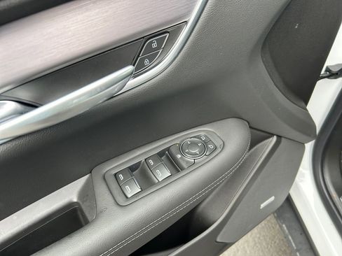 New 2026 Cadillac XT5 Luxury image 23