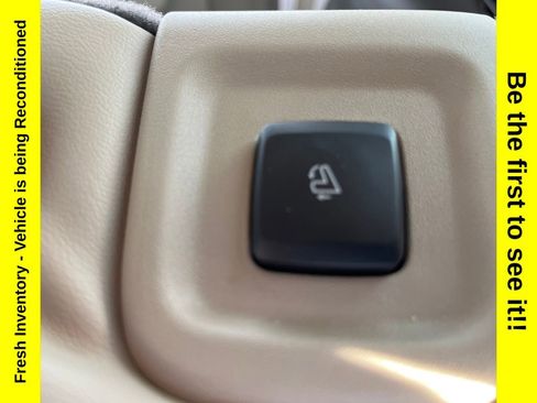 Used 2023 Lincoln Aviator Reserve w/ Equipment Group 201A image 37