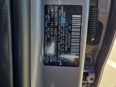 Used 2023 Hyundai Elantra Limited FWD image 36