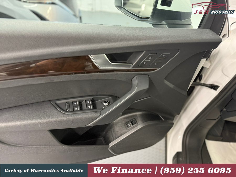 Used 2019 Audi Q5 2.0T Premium AWD/4WD image 29