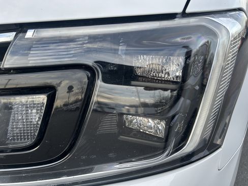 Used 2021 Ford Expedition Max Limited image 10