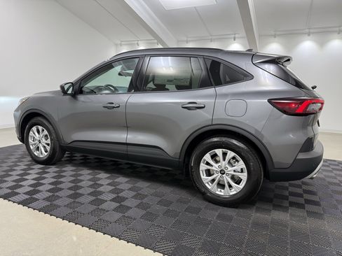 New 2026 Ford Escape Active w/ Active Premium Tech Pack image 4