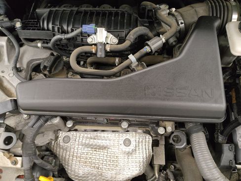 Used 2018 Nissan Rogue SL FWD image 30