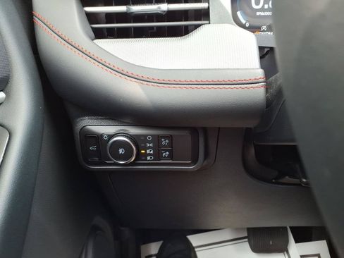 Used 2026 Ford Explorer ST w/ Sun And Sound Package AWD/4WD image 19