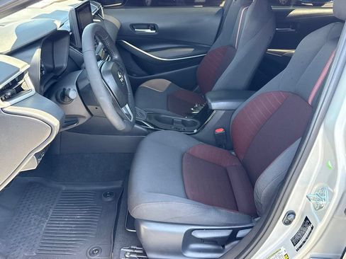 Certified 2025 Toyota Corolla SE FWD image 19