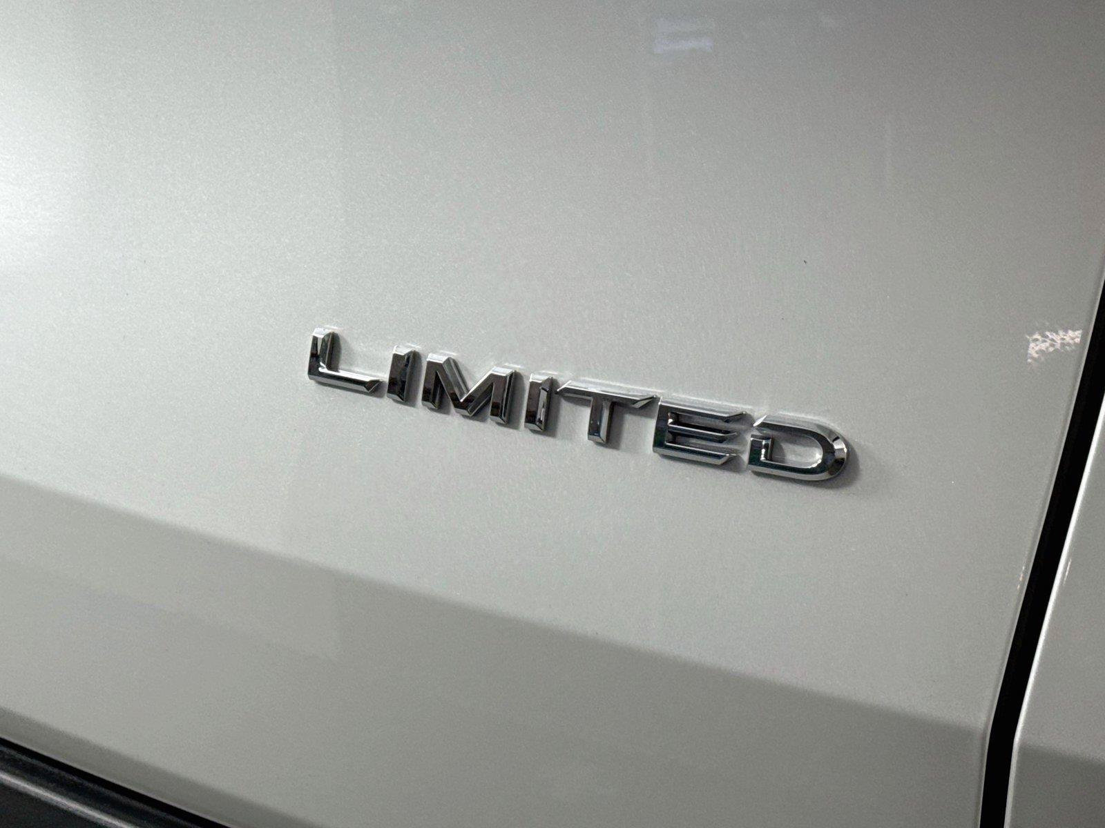 Certified 2026 Toyota Grand Highlander FWD image 15
