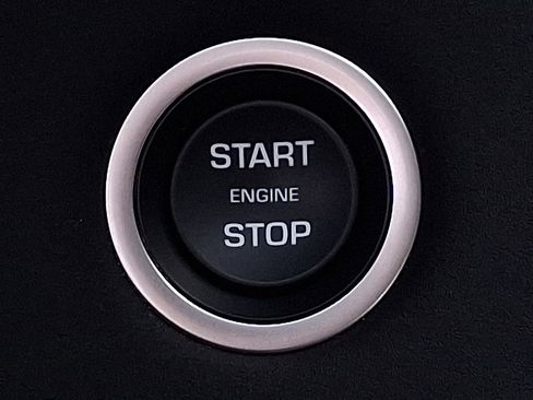 Certified 2026 Land Rover Range Rover Velar S AWD/4WD image 19