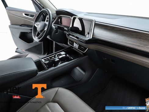 Used 2025 Volkswagen Atlas SEL AWD/4WD image 72