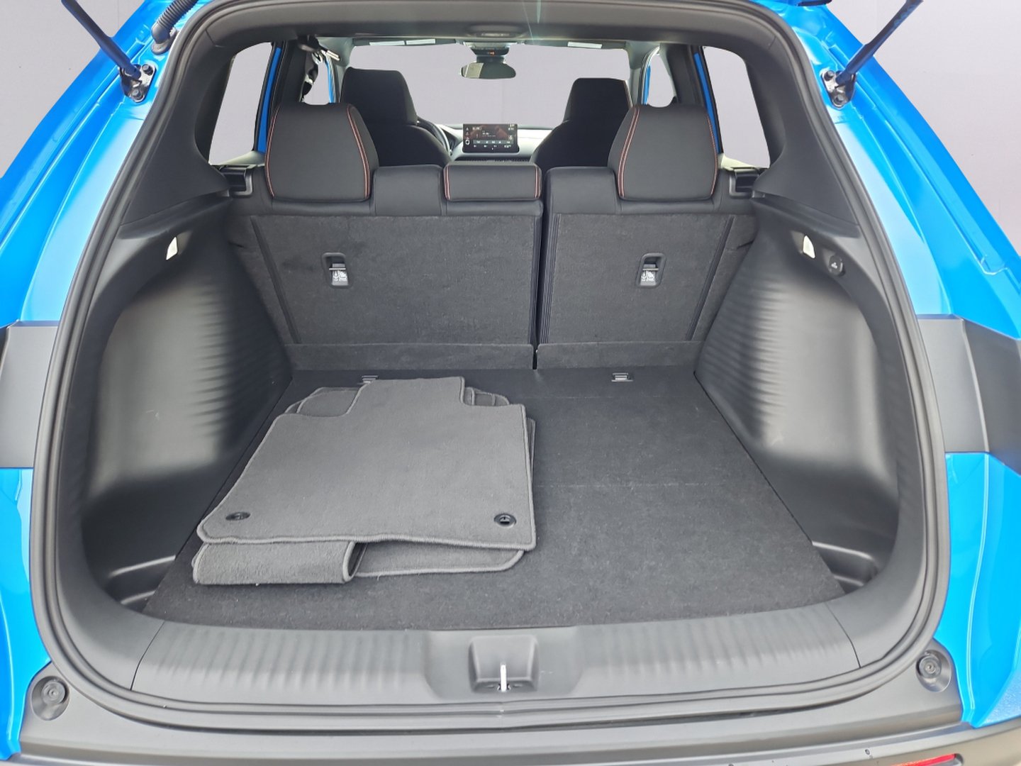 Certified 2026 Honda HR-V Sport image 30