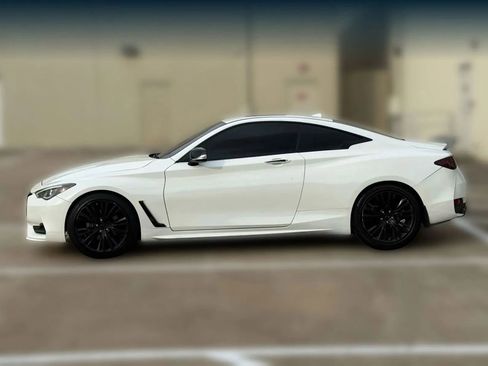 Used 2017 INFINITI Q60 3.0t w/ Premium Plus Package 3.0T image 5