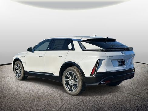 New 2026 Cadillac Lyriq Luxury image 4
