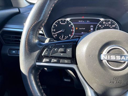 Used 2023 Nissan Altima 2.5 SR image 11