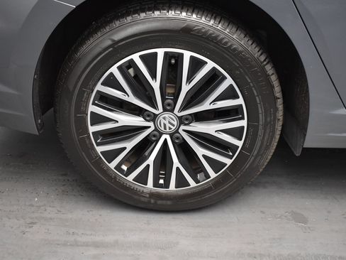 Used 2021 Volkswagen Jetta FWD image 16
