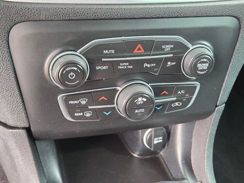 Used 2019 Dodge Charger GT RWD image 20