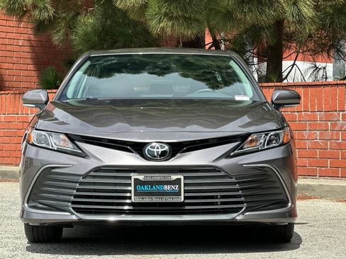 Used 2024 Toyota Camry LE w/ Convenience Package FWD image 9