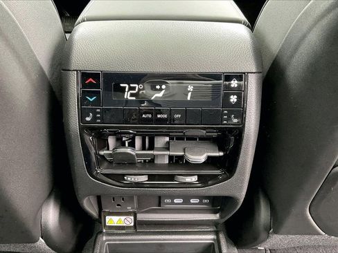 New 2026 Jeep Grand Cherokee L Limited AWD/4WD image 17