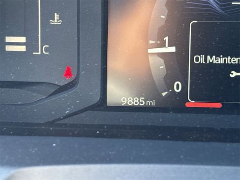 Used 2025 Toyota Tacoma SR image 12