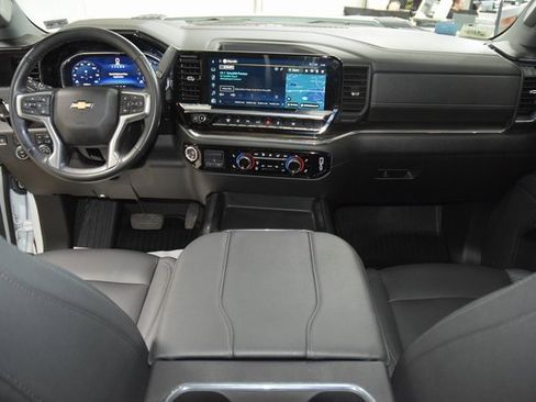 Used 2025 Chevrolet Silverado 3500 LT w/ All Star Edition image 28