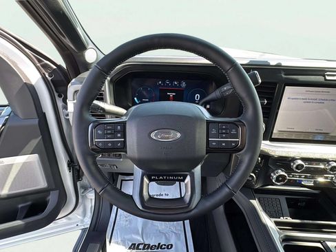 Used 2026 Ford F250 Platinum AWD/4WD image 18