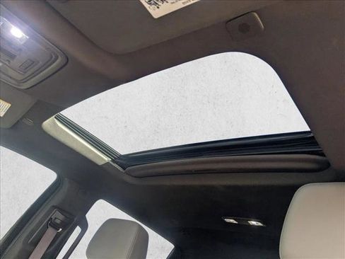 Used 2023 GMC Sierra 1500 SLT w/ SLT Premium Plus Package image 14