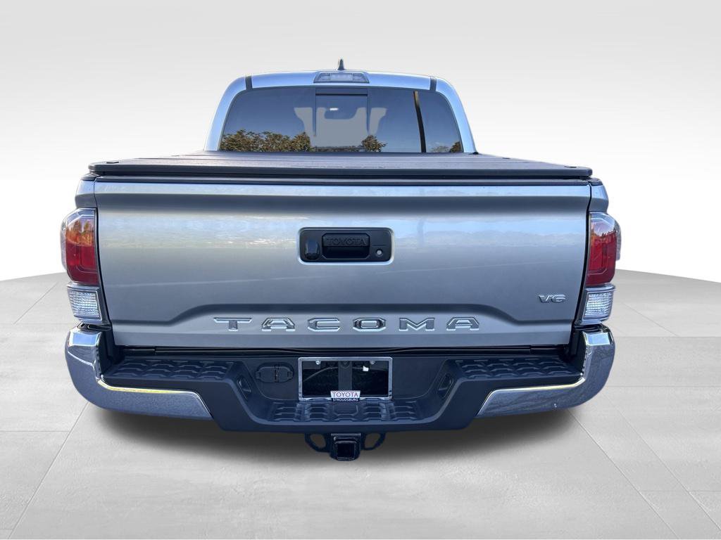 Certified 2023 Toyota Tacoma TRD Off-Road AWD/4WD image 4