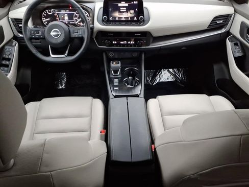 Used 2021 Ford Expedition XLT image 29