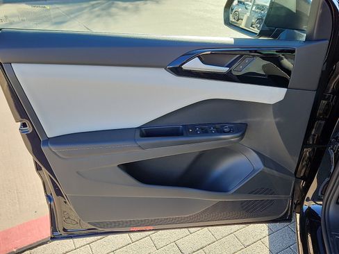 New 2026 Volkswagen Taos S FWD image 12